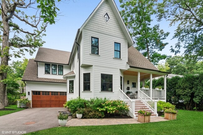 property at 735 Baldwin Rd