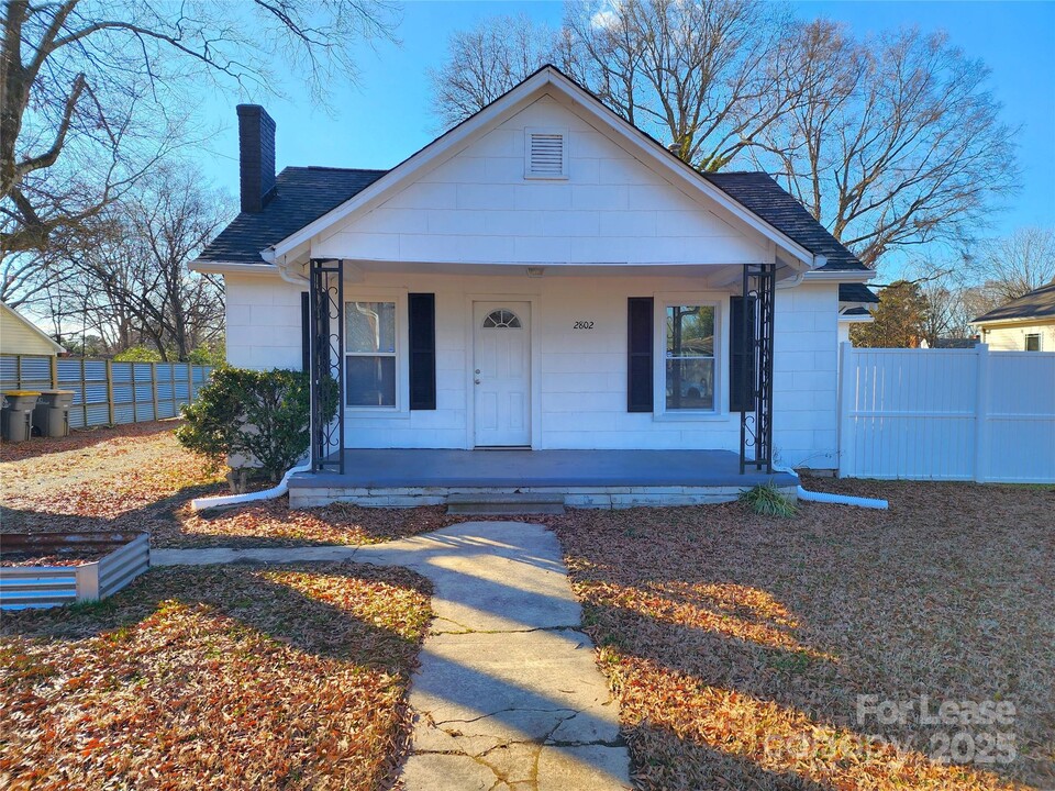 2802 Maryland Ave in Kannapolis, NC - Building Photo