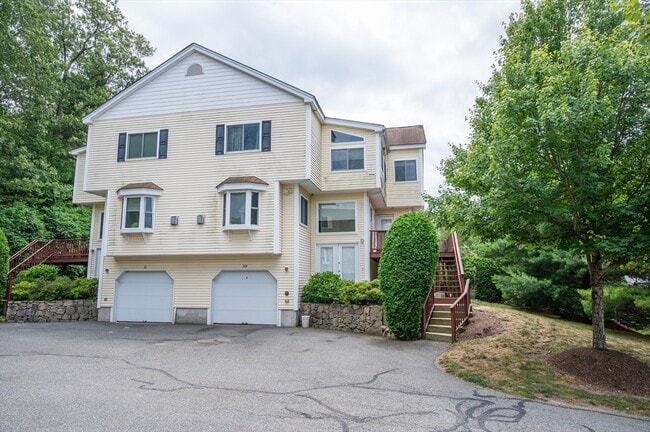 309 America Blvd