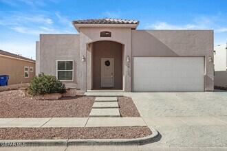 14553 Hunters Grove Ave in El Paso, TX - Building Photo - Building Photo