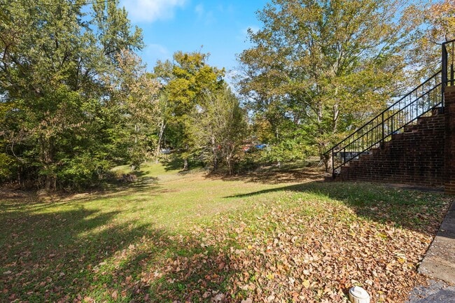 521 Hawkins Rd in Clarksville, TN - Building Photo - Building Photo