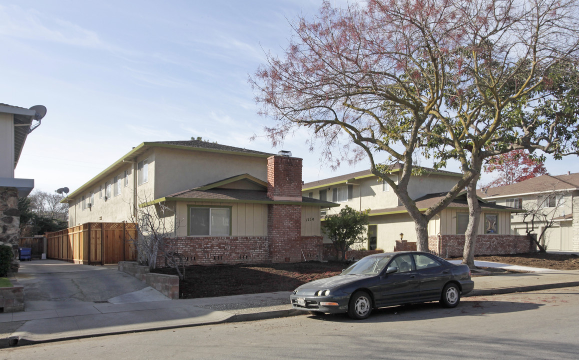 1220 Cortez Dr in Sunnyvale, CA - Building Photo