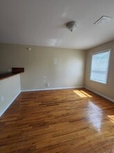 645 Washington Ave, Unit 2 in New Haven, CT - Building Photo - Building Photo