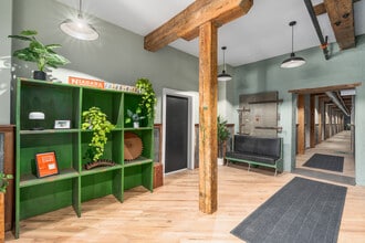 Trent Manayunk in Philadelphia, PA - Building Photo - Lobby