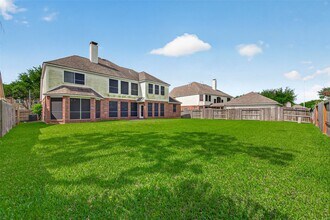 5911 Indian Hills Ln in Sugar Land, TX - Building Photo - Building Photo