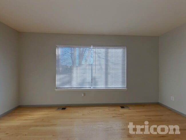 10331 S Rotherwood Cir in Littleton, CO - Building Photo - Building Photo