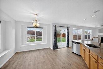 10686 Kalispell St in Commerce City, CO - Building Photo - Building Photo