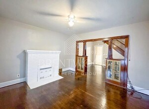 838 N Oxford St in Indianapolis, IN - Foto de edificio - Building Photo