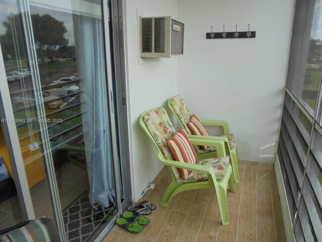 400 Brighton J in Boca Raton, FL - Building Photo - Building Photo