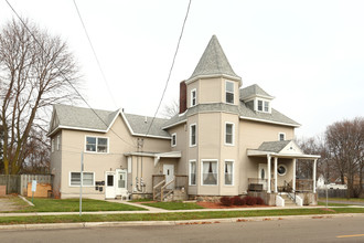 201 N Mercer St in Durand, MI - Building Photo - Building Photo