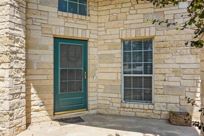 1617 Gaylord Dr in Austin, TX - Building Photo - Building Photo