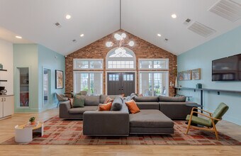 The Voyager Student Living in Greenville, NC - Foto de edificio - Lobby