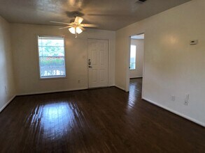 2428 Pecan Ridge Dr in Bryan, TX - Building Photo - Building Photo