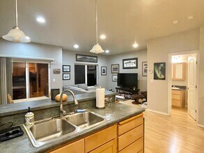 3828 Lee Ct in Juneau, AK - Building Photo - Building Photo