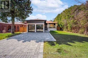 80 Sprucewood Dr in Markham, ON - Building Photo