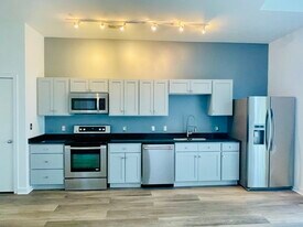 506 N Mangum St, Unit Light-filled loft #206 in Durham, NC - Building Photo