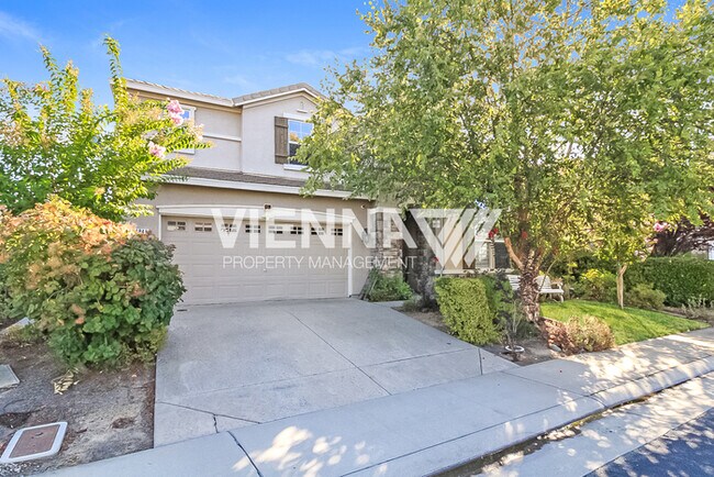 1848 Granite Way in Roseville, CA - Building Photo - Building Photo