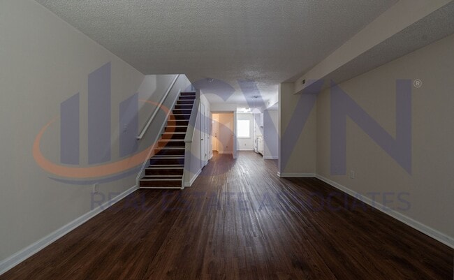 221 Schultz St in Chapel Hill, NC - Building Photo - Building Photo