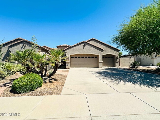 property at 2720 E Hazeltine Way
