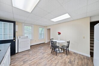 190 Common St, Unit 2 in Quincy, MA - Building Photo - Building Photo