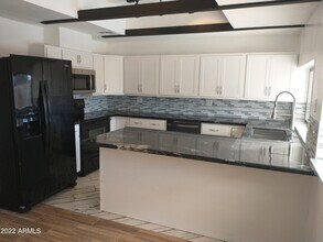 13802 N 17th Ave in Phoenix, AZ - Building Photo - Building Photo