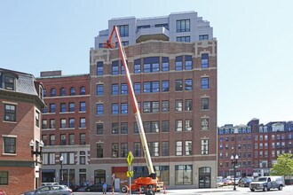 Forecaster 121 in Boston, MA - Building Photo - Building Photo