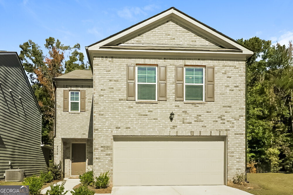 4434 Sparrow Cir in College Park, GA - Building Photo