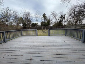 1815 W Wilshire Blvd in Nichols Hills, OK - Building Photo - Building Photo