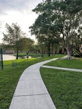 10725 Cleary Blvd in Plantation, FL - Building Photo - Building Photo