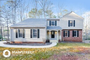 325 Derby Dr in Fayetteville, GA - Building Photo