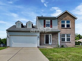 3882 Greenbrook Dr in Amelia, OH - Building Photo