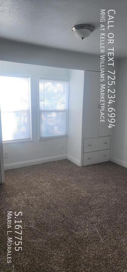 2121 N Carroll St in North Las Vegas, NV - Building Photo - Building Photo