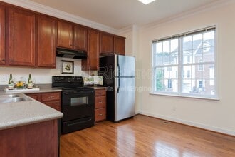 6909 Stratford Townes Way in Richmond, VA - Building Photo - Building Photo