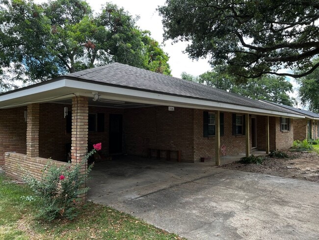property at 106 Claymore Dr