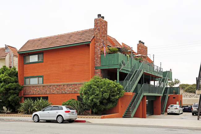 21782 Brookhurst St in Huntington Beach, CA - Foto de edificio - Building Photo