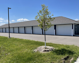 Belle Court Apartments in Belle Plaine, MN - Foto de edificio - Building Photo