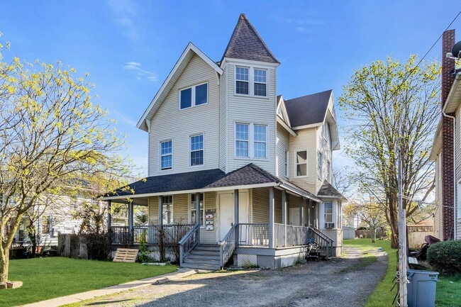 478 Bath Ave, Unit 1A