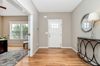 7576 Bullseye Dr in Canal Winchester, OH - Building Photo - Building Photo