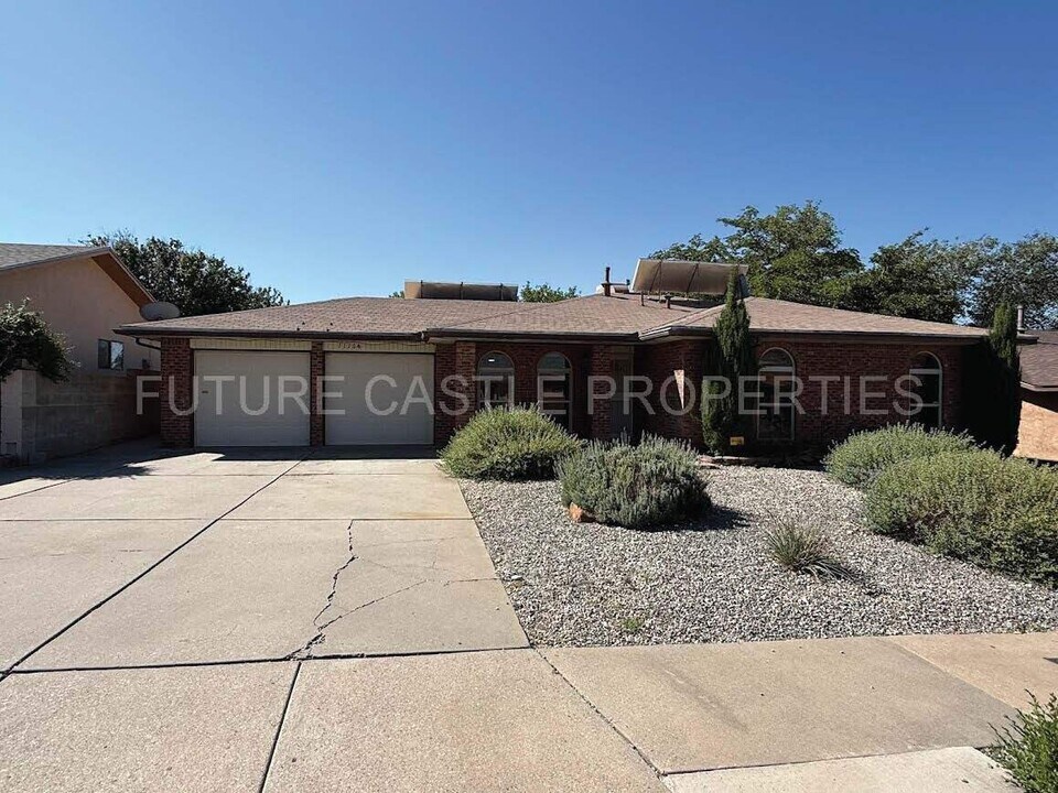 11104 Hagen Rd NE in Albuquerque, NM - Building Photo
