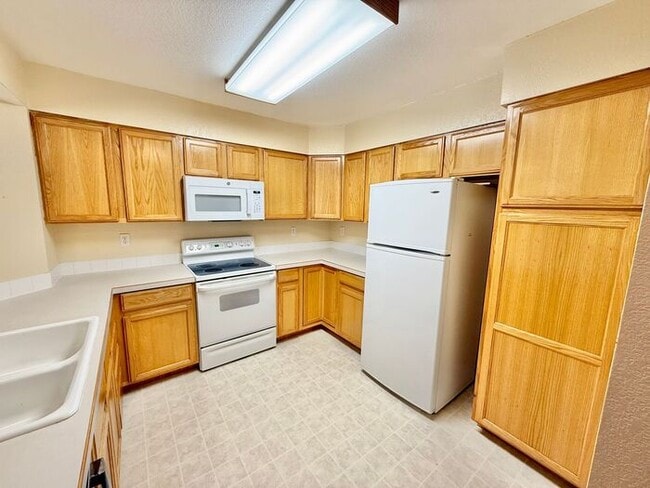 2120 Timber Creek Dr in Fort Collins, CO - Building Photo - Building Photo