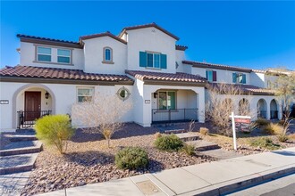 709 Omaggio Pl in Henderson, NV - Building Photo - Building Photo