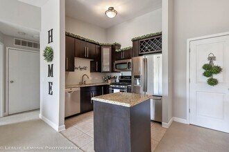 1316 McDowell Rd in Naperville, IL - Building Photo - Building Photo