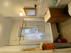 33 Walbridge St, Unit 3 in Boston, MA - Foto de edificio - Building Photo