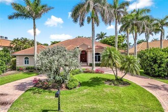 258 9th Ave S in Naples, FL - Building Photo - Building Photo