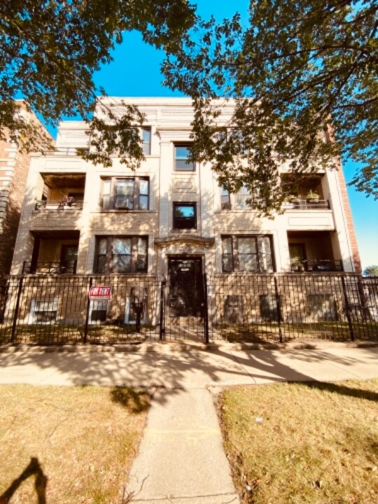4147 S Prairie Ave in Chicago, IL - Building Photo