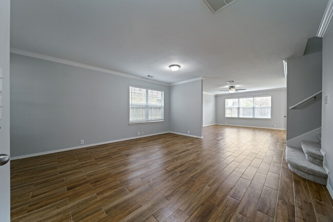 10411 Deer Branch in Missouri City, TX - Building Photo - Building Photo