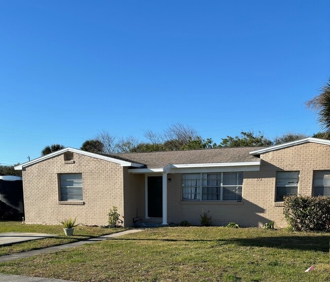 property at 39 Byron Ellinor Dr