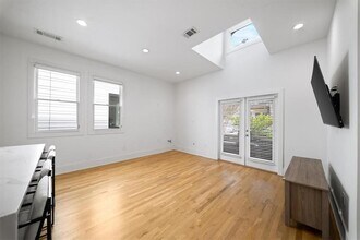 655 McGruder St NE in Atlanta, GA - Building Photo - Building Photo