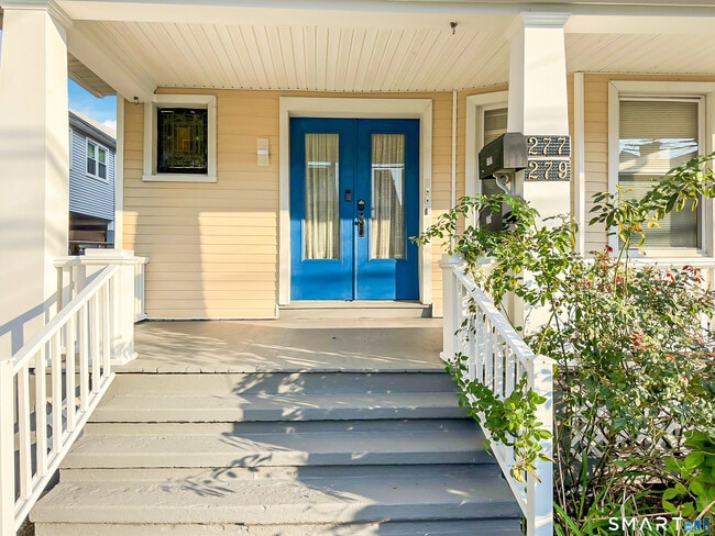 277 Maplewood Ave in Bridgeport, CT - Building Photo - Building Photo