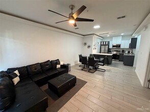 7 Yuma Ave in McAllen, TX - Building Photo - Building Photo